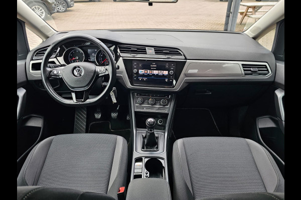Volkswagen Touran 1.2 TSI Comfortline 7-persoons | Climatronic | Trekhaak | LMV | Cruise | App-connect |