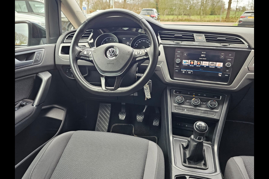 Volkswagen Touran 1.2 TSI Comfortline 7-persoons | Climatronic | Trekhaak | LMV | Cruise | App-connect |