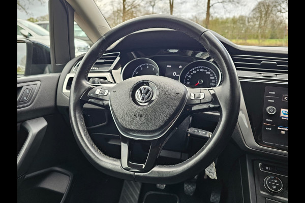 Volkswagen Touran 1.2 TSI Comfortline 7-persoons | Climatronic | Trekhaak | LMV | Cruise | App-connect |