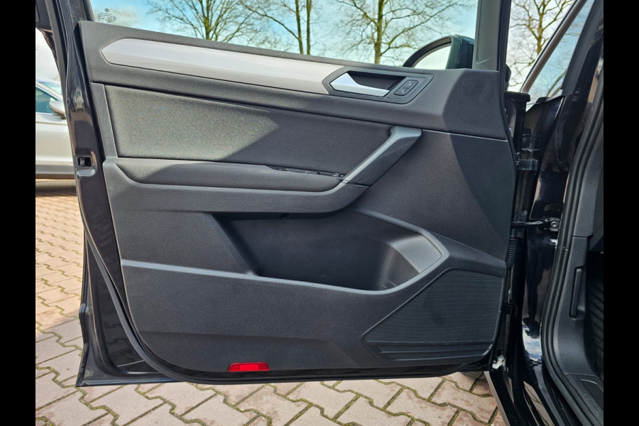 Volkswagen Touran 1.2 TSI Comfortline 7-persoons | Climatronic | Trekhaak | LMV | Cruise | App-connect |