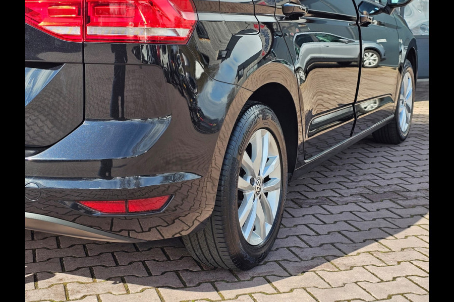 Volkswagen Touran 1.2 TSI Comfortline 7-persoons | Climatronic | Trekhaak | LMV | Cruise | App-connect |