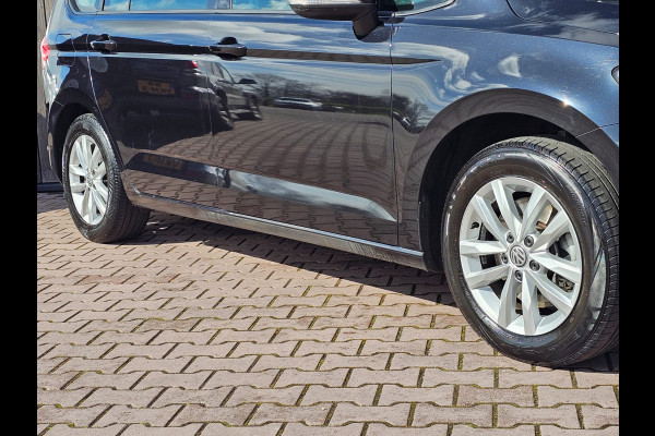 Volkswagen Touran 1.2 TSI Comfortline 7-persoons | Climatronic | Trekhaak | LMV | Cruise | App-connect |