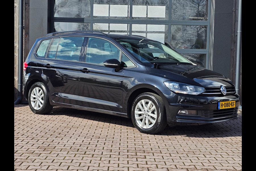 Volkswagen Touran 1.2 TSI Comfortline 7-persoons | Climatronic | Trekhaak | LMV | Cruise | App-connect |