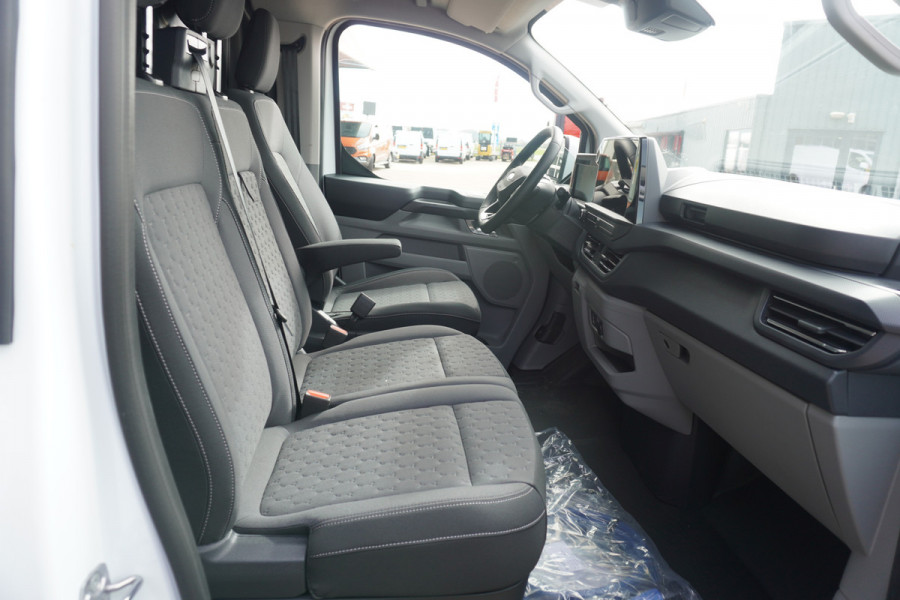 Ford E-Transit Cust. 320L L2H1 Limited 65 kWh Automaat met POWERPACK Nr. V044 | Airco | Cruise | Apple CP- Android auto | Trekhaak