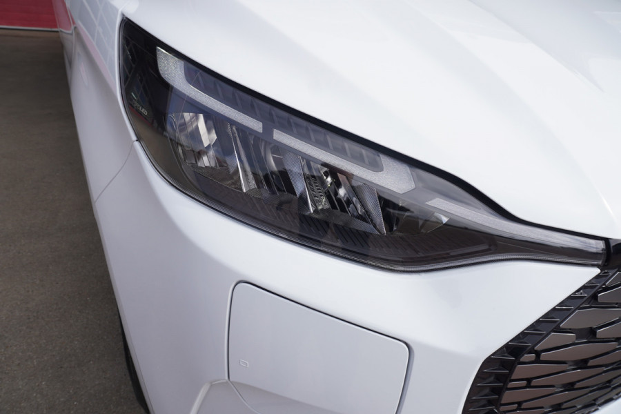 Ford E-Transit Cust. 320L L2H1 Limited 65 kWh Automaat met POWERPACK Nr. V053 | Airco | Cruise | Apple CP- Android auto | Trekhaak