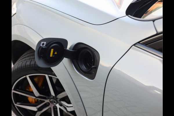 Volvo XC60 T8 AWD Polestar Engineered | Pano - Trekhaak - HUD