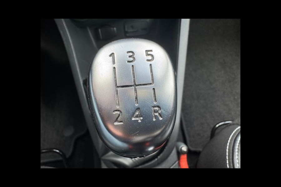 Renault Clio 0.9 TCe 5deurs Intens Airco/ECC,Navigatie,Half Leder Interieur