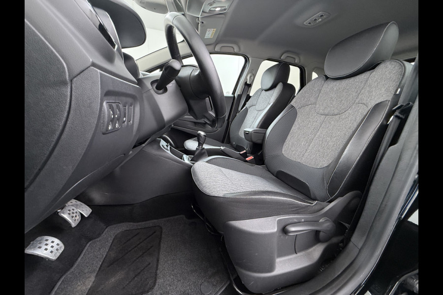 Renault Captur T 90pk Intens Navi Ecc Cruise Control Two-Tone Pdc Keyless 0.9 TCe Lmv 17" Led Regen-Lichtsensor Isofix Bluetooth Privacy Glas Mooie en complete Renault Captur 1148kg licht