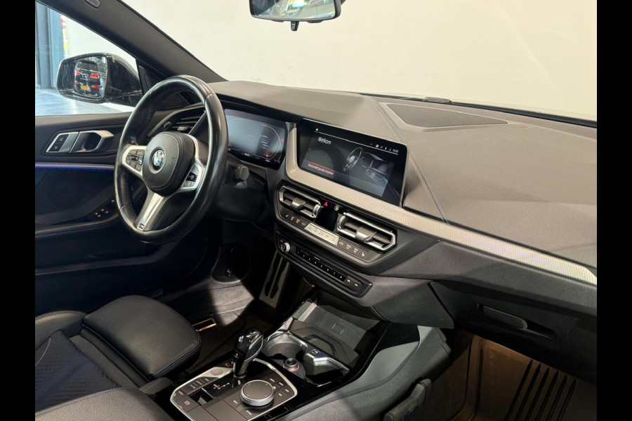 BMW 2 Serie Gran Coupé 218i Executive Edition M-Sport Shadow Line PDC Panoramadak LED 24 maanden garantie mogelijk (*vraag naar de voorwaarden)