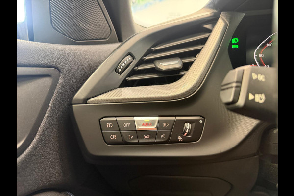 BMW 2 Serie Gran Coupé 218i Executive Edition M-Sport Shadow Line PDC Panoramadak LED 24 maanden garantie mogelijk (*vraag naar de voorwaarden)