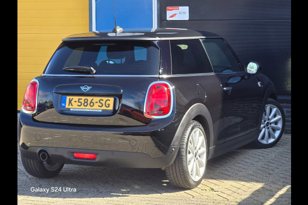 MINI Mini 1.5 Cooper Pepper / AUT / 136 Pk / Navi / CARPLAY / Ecc / Elek Pakket / Cruise Control / Led / Pdc / Allu Velgen