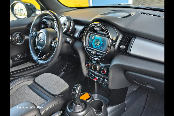 MINI Mini 1.5 Cooper Pepper / AUT / 136 Pk / Navi / CARPLAY / Ecc / Elek Pakket / Cruise Control / Led / Pdc / Allu Velgen