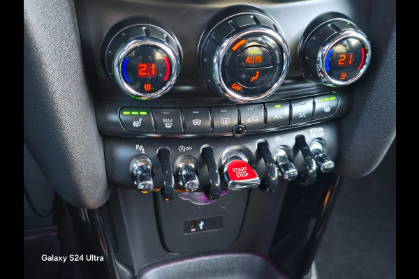 MINI Mini 1.5 Cooper Pepper / AUT / 136 Pk / Navi / CARPLAY / Ecc / Elek Pakket / Cruise Control / Led / Pdc / Allu Velgen
