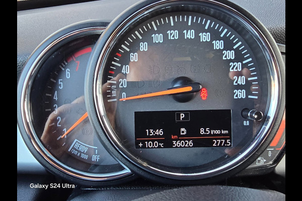 MINI Mini 1.5 Cooper Pepper / AUT / 136 Pk / Navi / CARPLAY / Ecc / Elek Pakket / Cruise Control / Led / Pdc / Allu Velgen