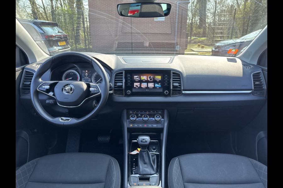 Škoda Karoq 1.5 TSI ACT 150PK DSG CLEVER CAMERA/NAVI/PANORAMADAK!