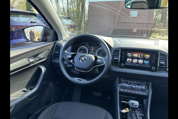 Škoda Karoq 1.5 TSI ACT 150PK DSG CLEVER CAMERA/NAVI/PANORAMADAK!