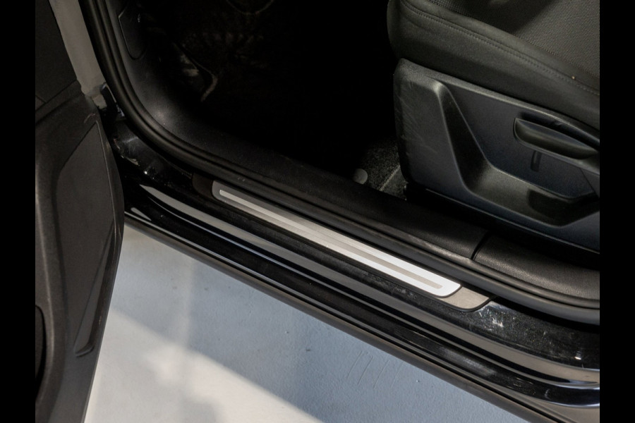 Audi Q2 35 TFSI Advanced edition / 150pk / Stoelverwarming / Adaptieve cruise control / Elektrische achterklep /