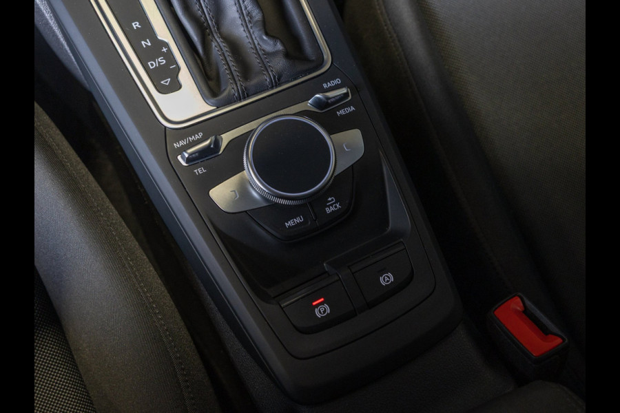 Audi Q2 35 TFSI Advanced edition / 150pk / Stoelverwarming / Adaptieve cruise control / Elektrische achterklep /