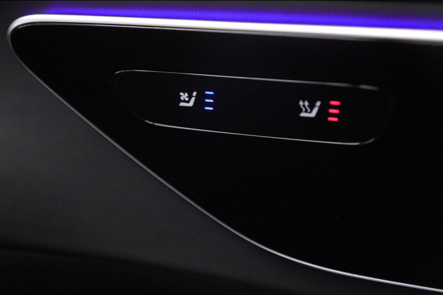 Mercedes-Benz C-Klasse 300 E AMG Line / PANO/HUD/CARPLAY/SFEERVERLICHTING/BOMVOL