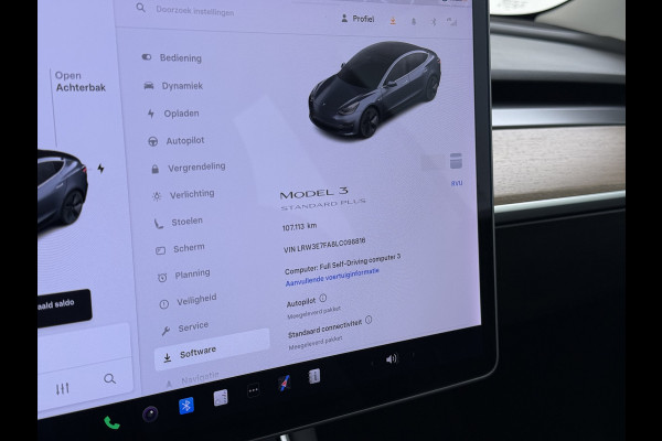 Tesla Model 3 SR+ 325PK LFP-Accu Trekhaak AutoPilot Leer Pano-Dak Adaptive Cruise Lmv 18" Camera's Elektr.-Stuur+Stoelen+Spiegels+Geheugen+Eas SOH 87% Ecc Navi Led DAB Voorverwarmen interieur via App Keyless One-Pedal-Drive 1.000KG Trekgewicht 1e Eigenaar Origineel Nederlandse Auto Fabrieksgarantie op Accu en Motor tot 10-12-2028/160.000km LFP accu dus 100% opladen !