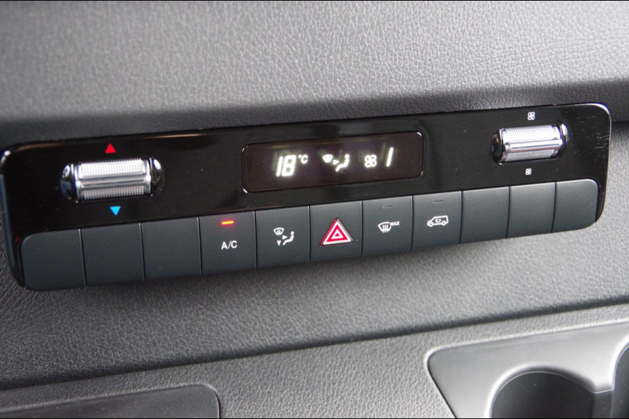 Mercedes-Benz Sprinter 319 3.0 CDI V6 AUT. BAKWAGEN/LAADKLEP/ZIJDEUR, LED, CRUISE, CLIMA, DAB, NAVI BY APPLE CARPLAY, MEUBELBAK