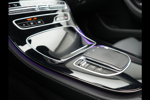 Mercedes-Benz E-Klasse Estate 300 e AMG Line PHEV 320pk | Luchtvering |  Panodak | Trekhaak af Fabriek | Adaptive Cruise | Head Up | Multibeam LED | Lederen Sportstoelen | Widscreen Navi | Sfeerverlichting | Camera |