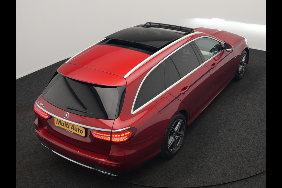 Mercedes-Benz E-Klasse Estate 300 e AMG Line PHEV 320pk | Luchtvering |  Panodak | Trekhaak af Fabriek | Adaptive Cruise | Head Up | Multibeam LED | Lederen Sportstoelen | Widscreen Navi | Sfeerverlichting | Camera |