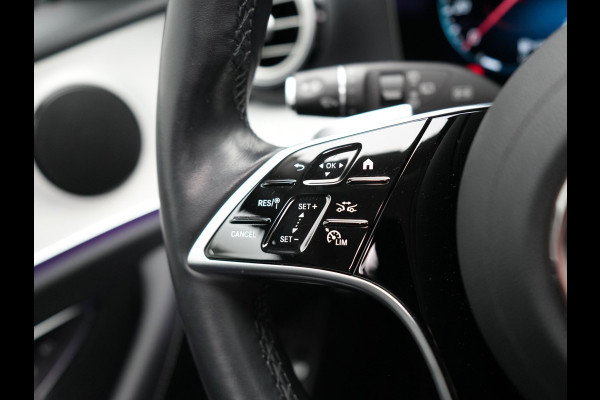 Mercedes-Benz E-Klasse Estate 300 e AMG Line PHEV 320pk | Luchtvering |  Panodak | Trekhaak af Fabriek | Adaptive Cruise | Head Up | Multibeam LED | Lederen Sportstoelen | Widscreen Navi | Sfeerverlichting | Camera |