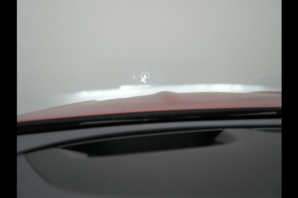 Mercedes-Benz E-Klasse Estate 300 e AMG Line PHEV 320pk | Luchtvering |  Panodak | Trekhaak af Fabriek | Adaptive Cruise | Head Up | Multibeam LED | Lederen Sportstoelen | Widscreen Navi | Sfeerverlichting | Camera |