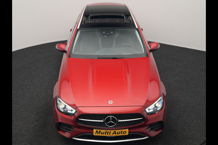 Mercedes-Benz E-Klasse Estate 300 e AMG Line PHEV 320pk | Luchtvering |  Panodak | Trekhaak af Fabriek | Adaptive Cruise | Head Up | Multibeam LED | Lederen Sportstoelen | Widscreen Navi | Sfeerverlichting | Camera |