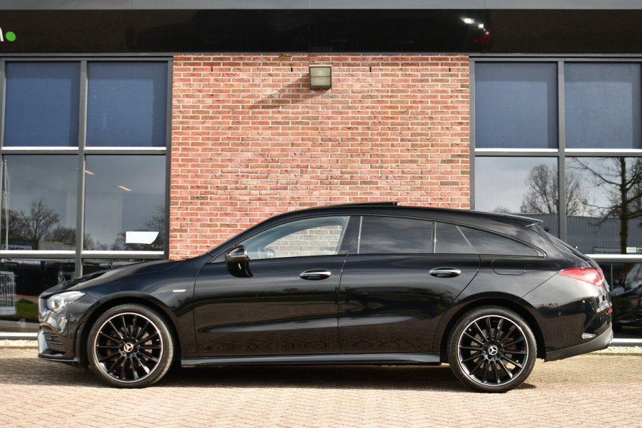 Mercedes-Benz CLA-Klasse Shooting Brake 250 e AMG Pano 360-cam Night 19inch