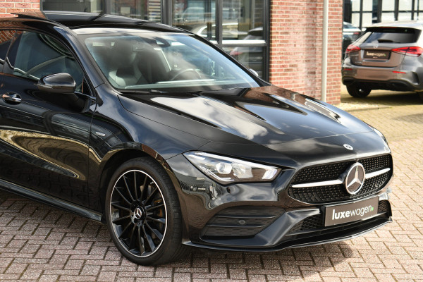 Mercedes-Benz CLA-Klasse Shooting Brake 250 e AMG Pano 360-cam Night 19inch