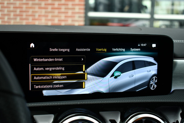 Mercedes-Benz CLA-Klasse Shooting Brake 250 e AMG Pano 360-cam Night 19inch