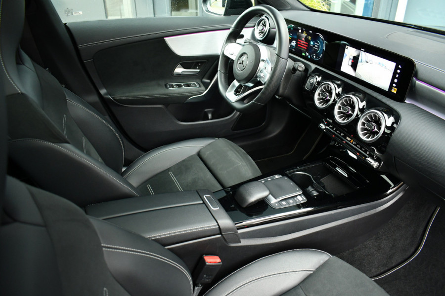 Mercedes-Benz CLA-Klasse Shooting Brake 250 e AMG Pano 360-cam Night 19inch