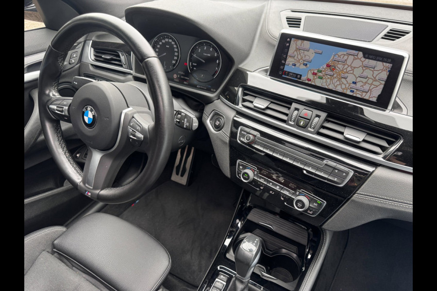 BMW X2 XDrive25e High Executive M-Pakket | Schuif-Kantel dak | Memory | Camera | Stoelverwarming | Elek. Achterklep