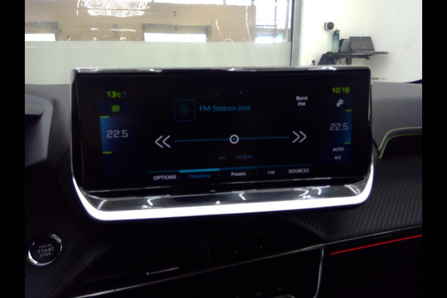 Peugeot e-208 EV GT 350 50 kWh | 48000 KM | Full Options | SOH 95% | VERWACHT!