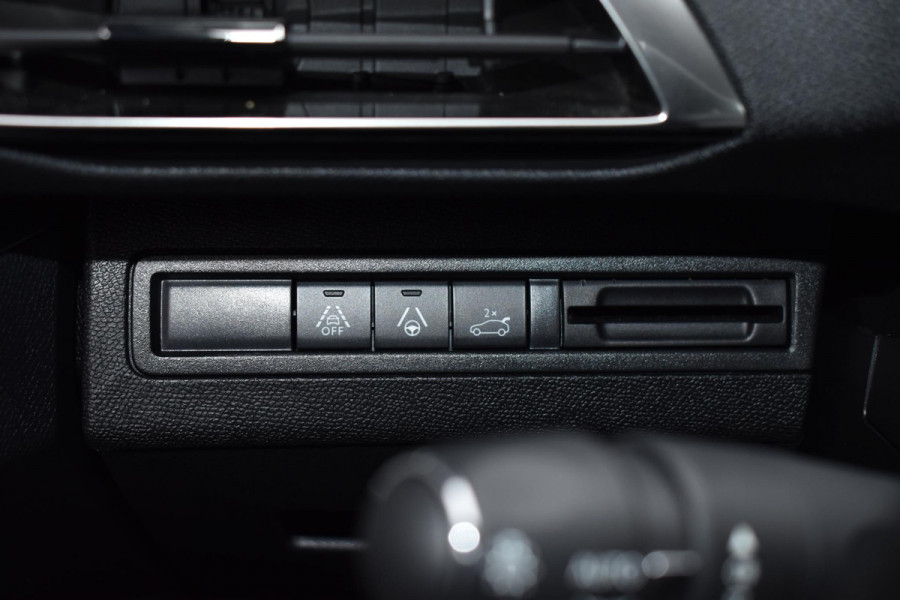 Peugeot 5008 1.2 PureTech 130PK Aut. GT Back Pack | 7 Zits | Navi | Camera | 19 Inch LM | Incl. garantie