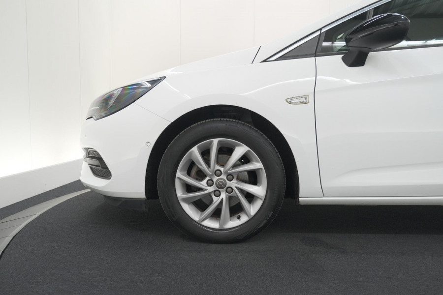 Opel Astra Turbo 130 Business Elegance | Camera | Dodehoekdetectie | Apple Carplay | Alcantara Pakket