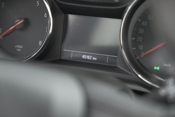 Opel Astra Turbo 130 Business Elegance | Camera | Dodehoekdetectie | Apple Carplay | Alcantara Pakket