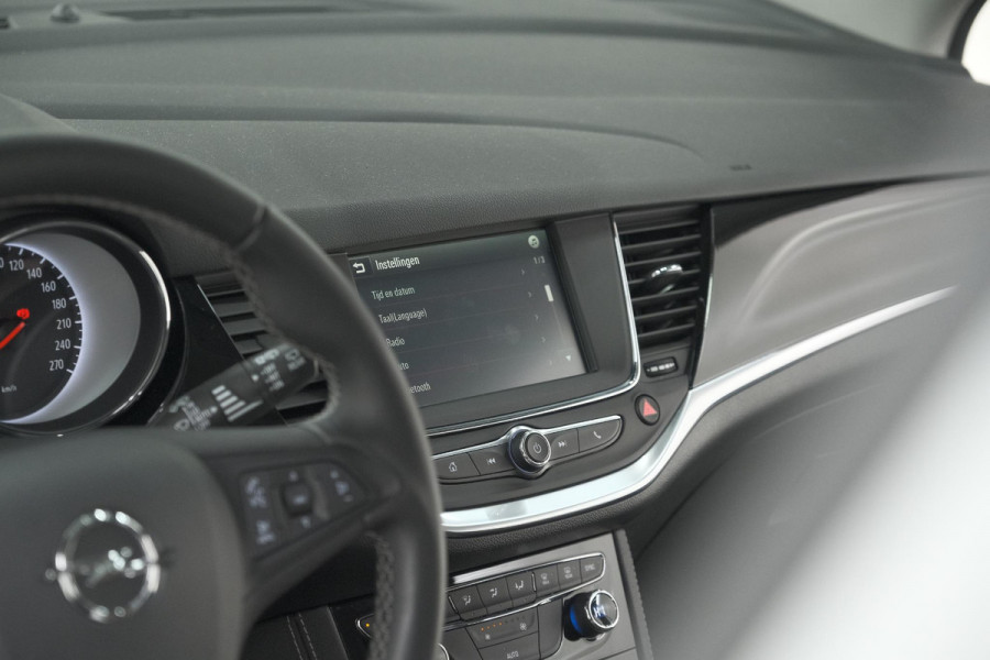 Opel Astra Turbo 130 Business Elegance | Camera | Dodehoekdetectie | Apple Carplay | Alcantara Pakket