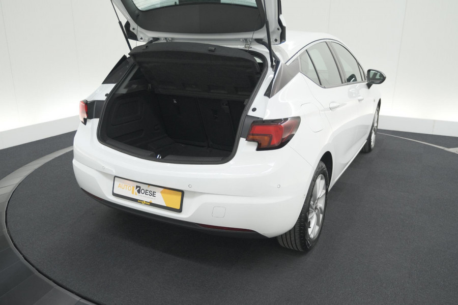 Opel Astra Turbo 130 Business Elegance | Camera | Dodehoekdetectie | Apple Carplay | Alcantara Pakket