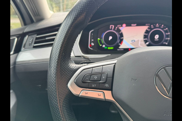 Volkswagen Passat Variant 218PK DSG HYBRID GTE BUSINESS TREKHAAK/CAMERA/NAVI/VIRTUAL