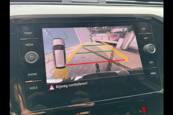 Volkswagen Passat Variant 218PK DSG HYBRID GTE BUSINESS TREKHAAK/CAMERA/NAVI/VIRTUAL