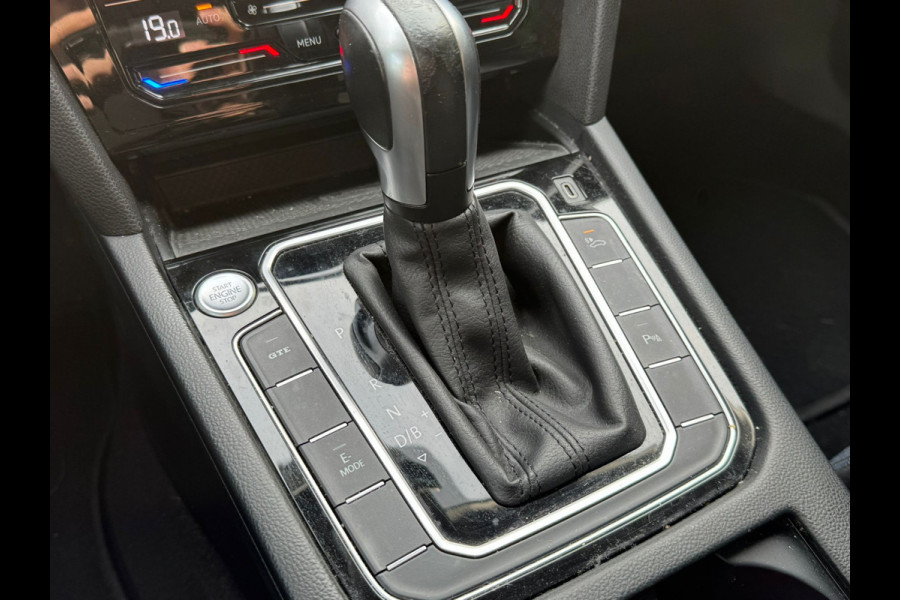 Volkswagen Passat Variant 218PK DSG HYBRID GTE BUSINESS TREKHAAK/CAMERA/NAVI/VIRTUAL