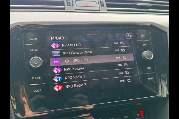 Volkswagen Passat Variant 218PK DSG HYBRID GTE BUSINESS TREKHAAK/CAMERA/NAVI/VIRTUAL