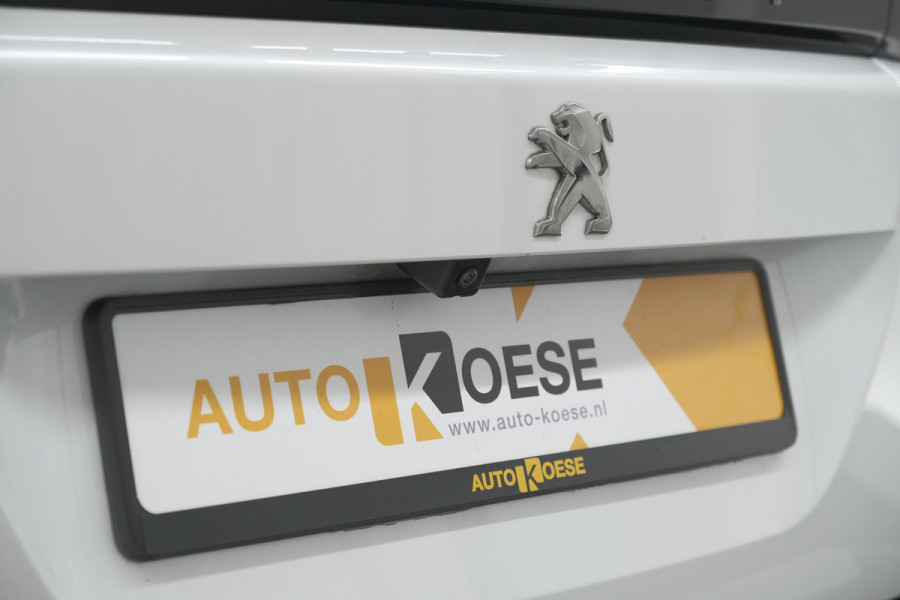 Peugeot e-2008 EV GT 50 kWh | Camera | Alcantara Pakket | Adaptieve Cruise Control | Stoelverwarming | Dodehoekdetectie