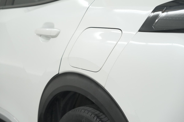 Peugeot e-2008 EV GT 50 kWh | Camera | Alcantara Pakket | Adaptieve Cruise Control | Stoelverwarming | Dodehoekdetectie