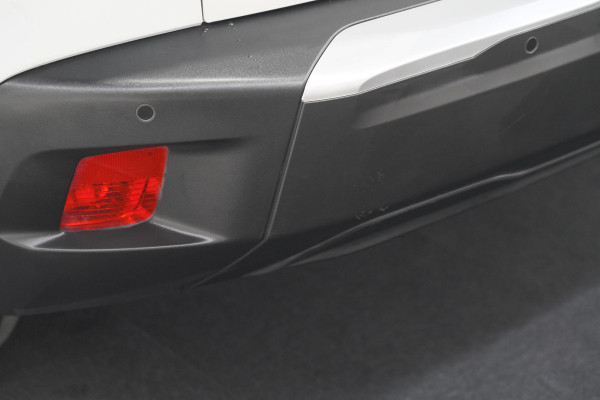 Peugeot e-2008 EV GT 50 kWh | Camera | Alcantara Pakket | Adaptieve Cruise Control | Stoelverwarming | Dodehoekdetectie