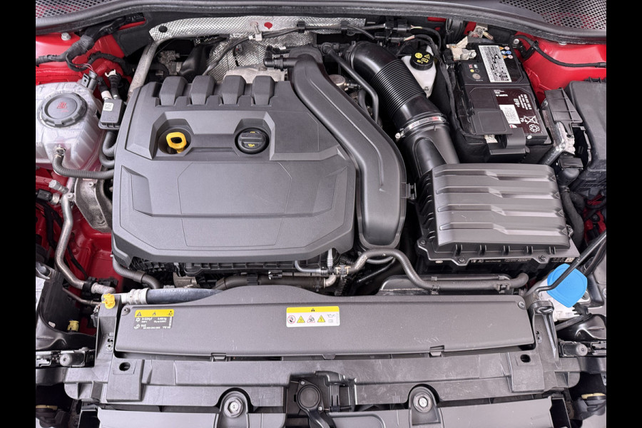 Seat Leon Sportstourer 1.5T 131pk NWE Model Trekhaak Camera Adaptive-Cruise Navi Ecc Virtual Cockpit Apple Carplay/Android Auto Pdc Style  Lmv Led DAB Keyless Isofix Front assist Regensensor Bluetooth Rijstrooksensor 1e Eigenaar Origineel Nederlandse Auto