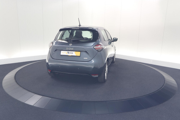 Renault ZOE R110 Life 52 kWh | Koopaccu | 3 Fase | Camera | Apple Carplay | Parkeersensoren